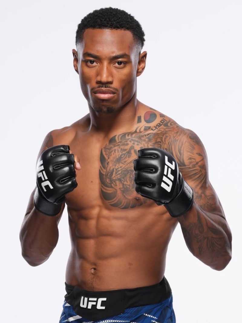 Elijah Smith <br/> The Swift Cigar