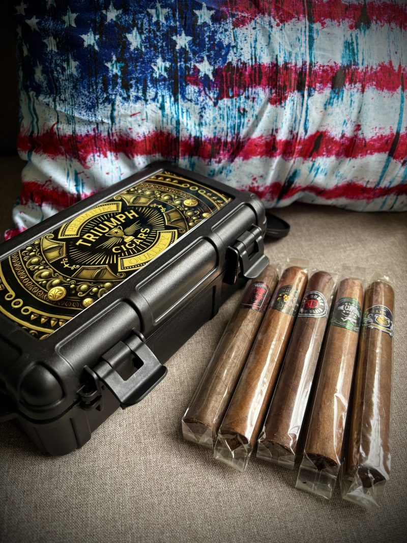 Safe Trips with Sticks (Travel humidor with 5 cigars)